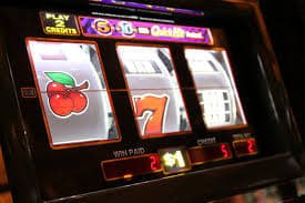 Slot online và live casino tại sxmbhn cho người chơi Việt Nam
