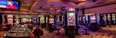 Người dùng Việt trải nghiệm slot nổ hũ trên điện thoại tại sxmbhn